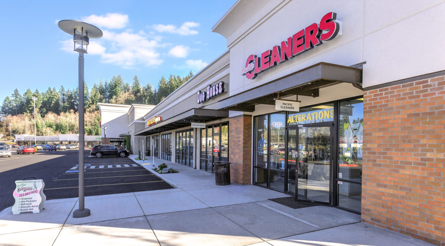 Market at Lake Tapps 1