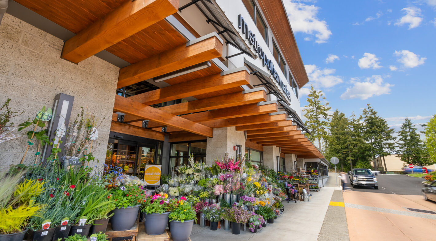 Harbor Plaza Metropolitan Market 1